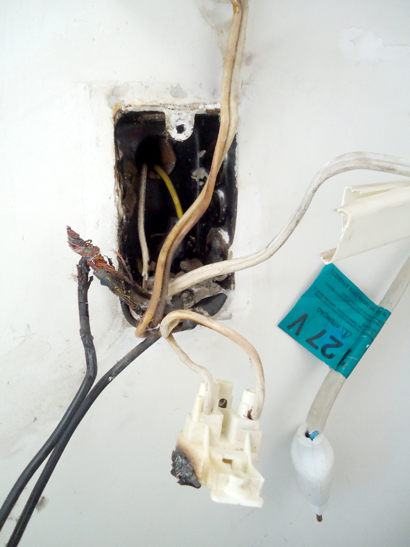 Insegurança nas instalações elétricas? Resolva esse problema.
